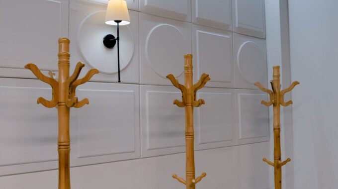 Meble, które chłodzą i grzeją: ukryte wkłady PCM w blatach i panelach – pasywna klimatyzacja bez prądu